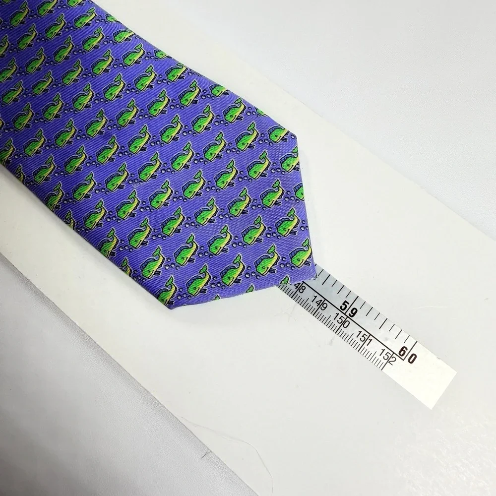 Vineyard Vines Whale Bubbles Novelty Necktie Made in USA 100% Silk Purple OS